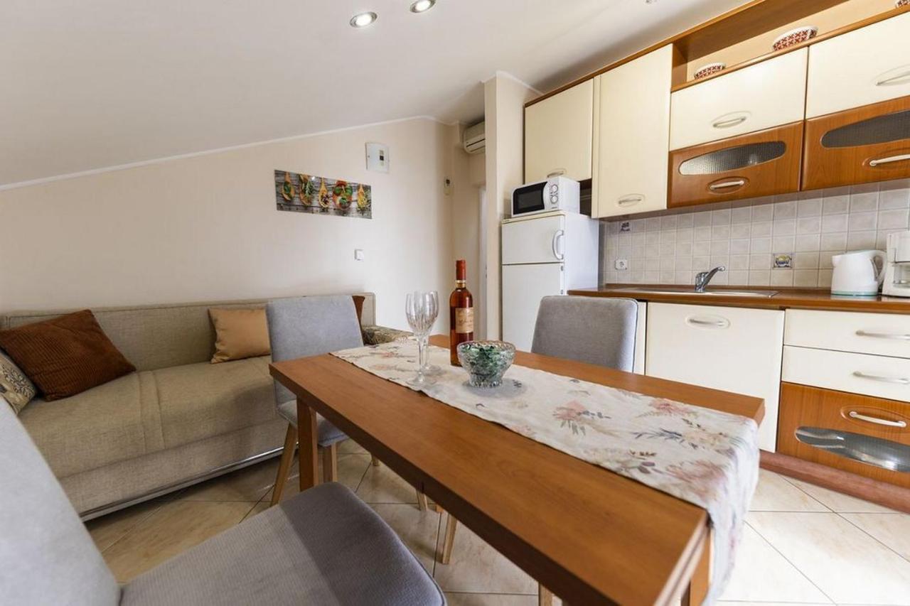 Apartments Mira Задар Екстериор снимка