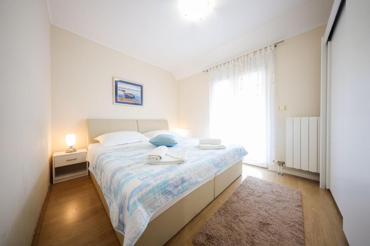 Apartments Mira Задар Екстериор снимка