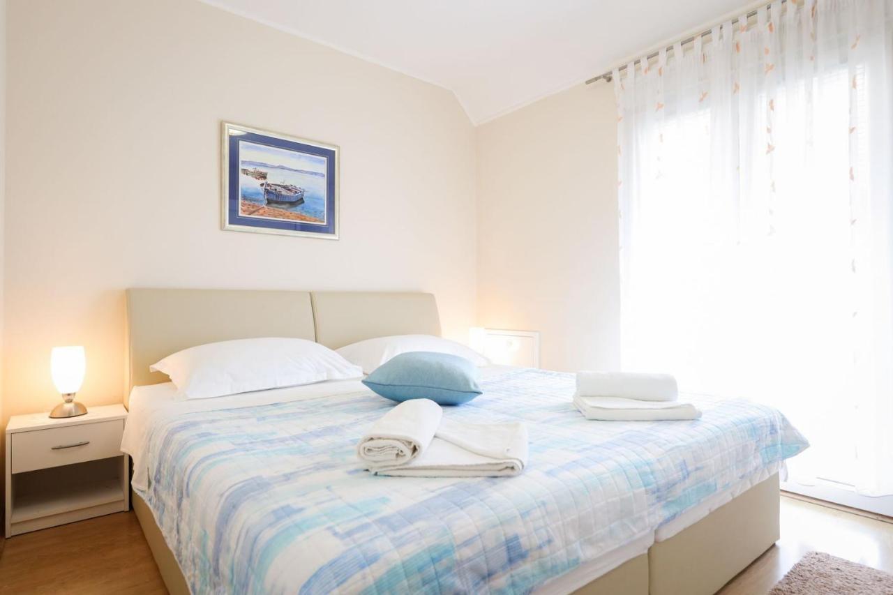 Apartments Mira Задар Екстериор снимка