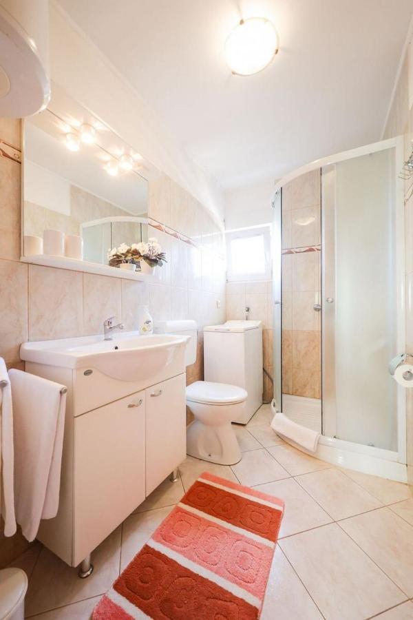 Apartments Mira Задар Екстериор снимка