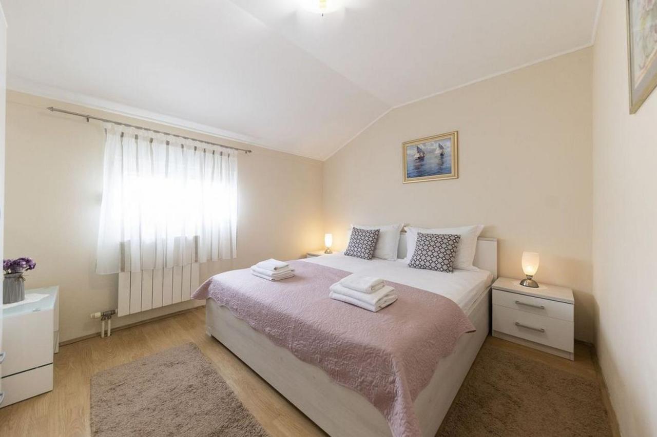 Apartments Mira Задар Екстериор снимка